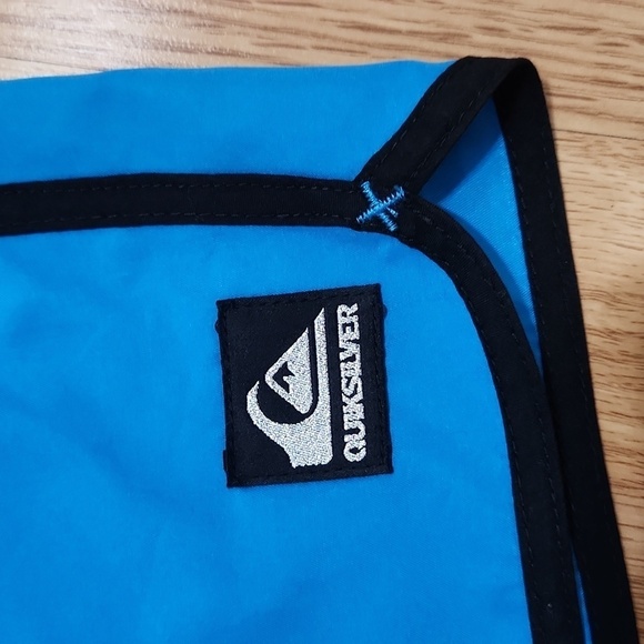 QUIKSILVER Men's 20" Board Shorts Unlined Swimming Trunks Back Pocket Size 28 - Picture 2 of 11